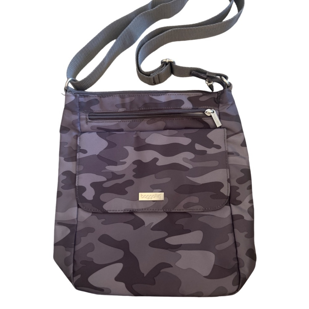 Baggallini crossbody
